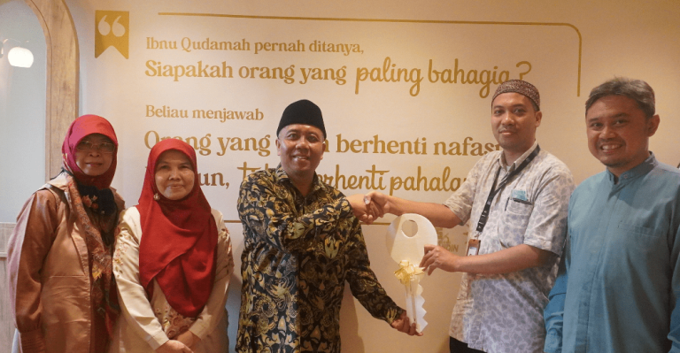 Resmikan Masjid Ramah Anak & Wanita, Wakaf Salman ITB Wujudkan Mimpi Jemaah